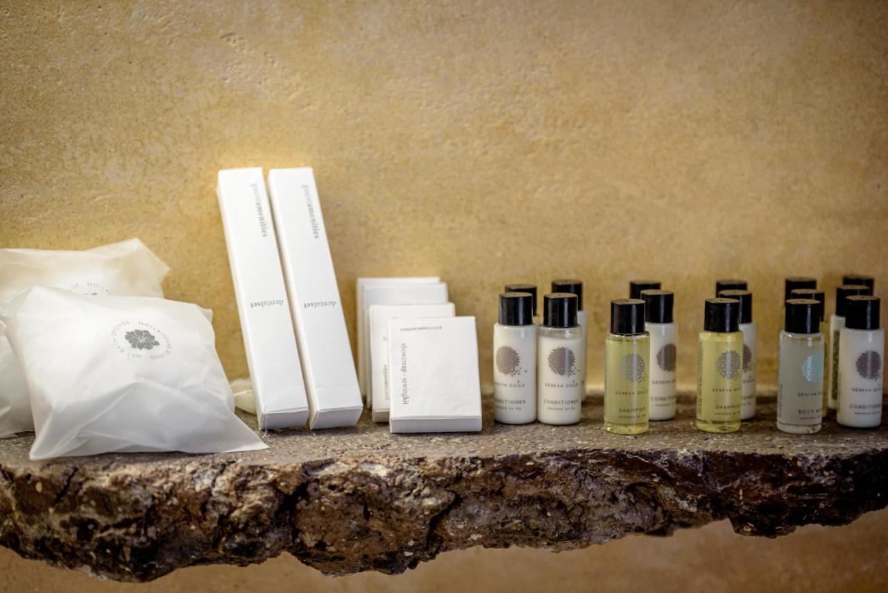 Geminos Complex Villas Kamári エクステリア 写真