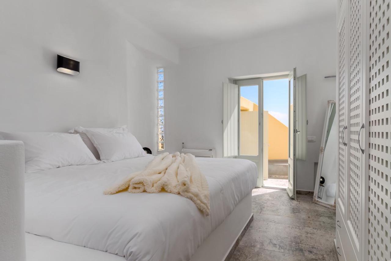 Geminos Complex Villas Kamári エクステリア 写真