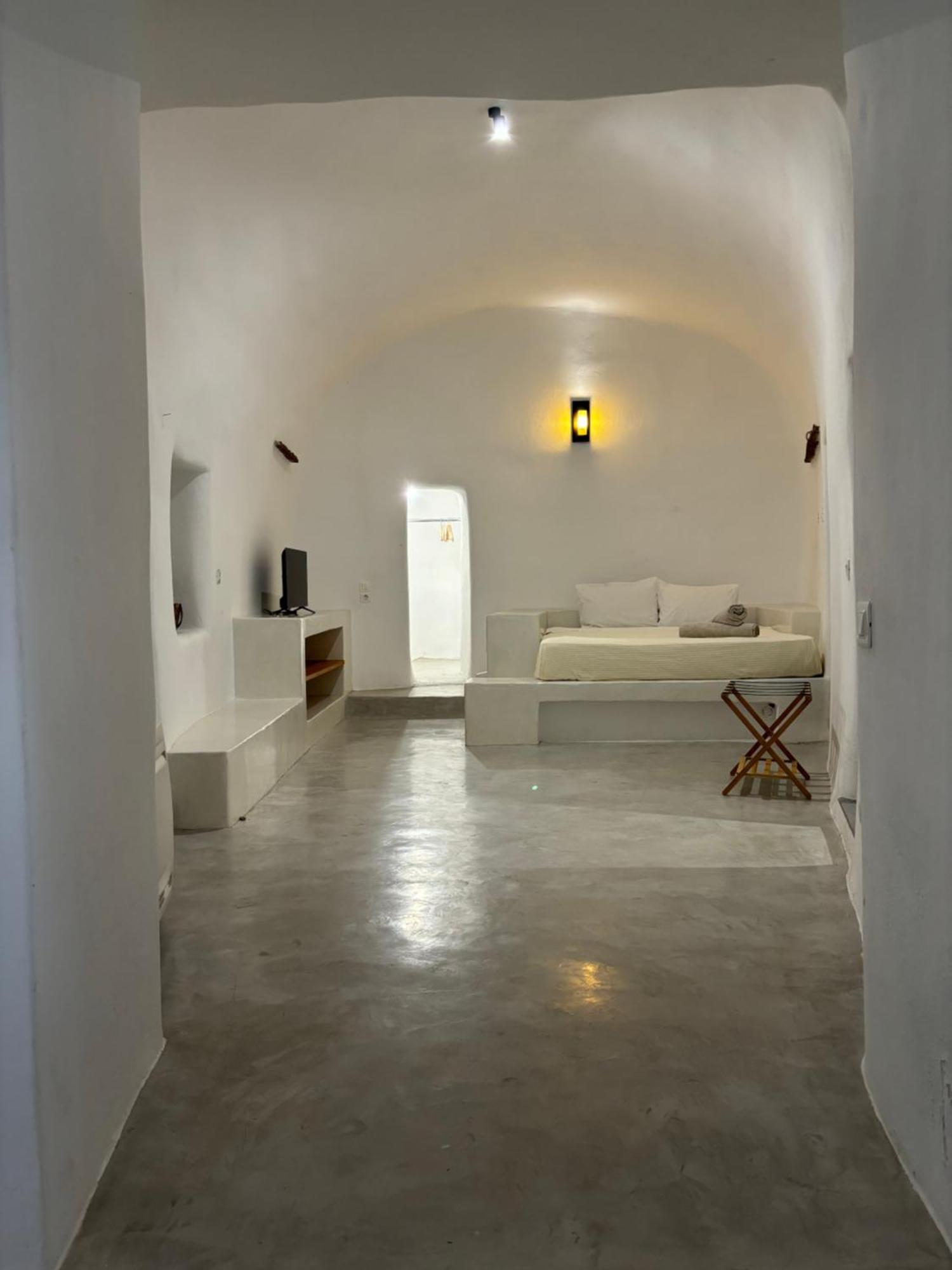Geminos Complex Villas Kamári エクステリア 写真