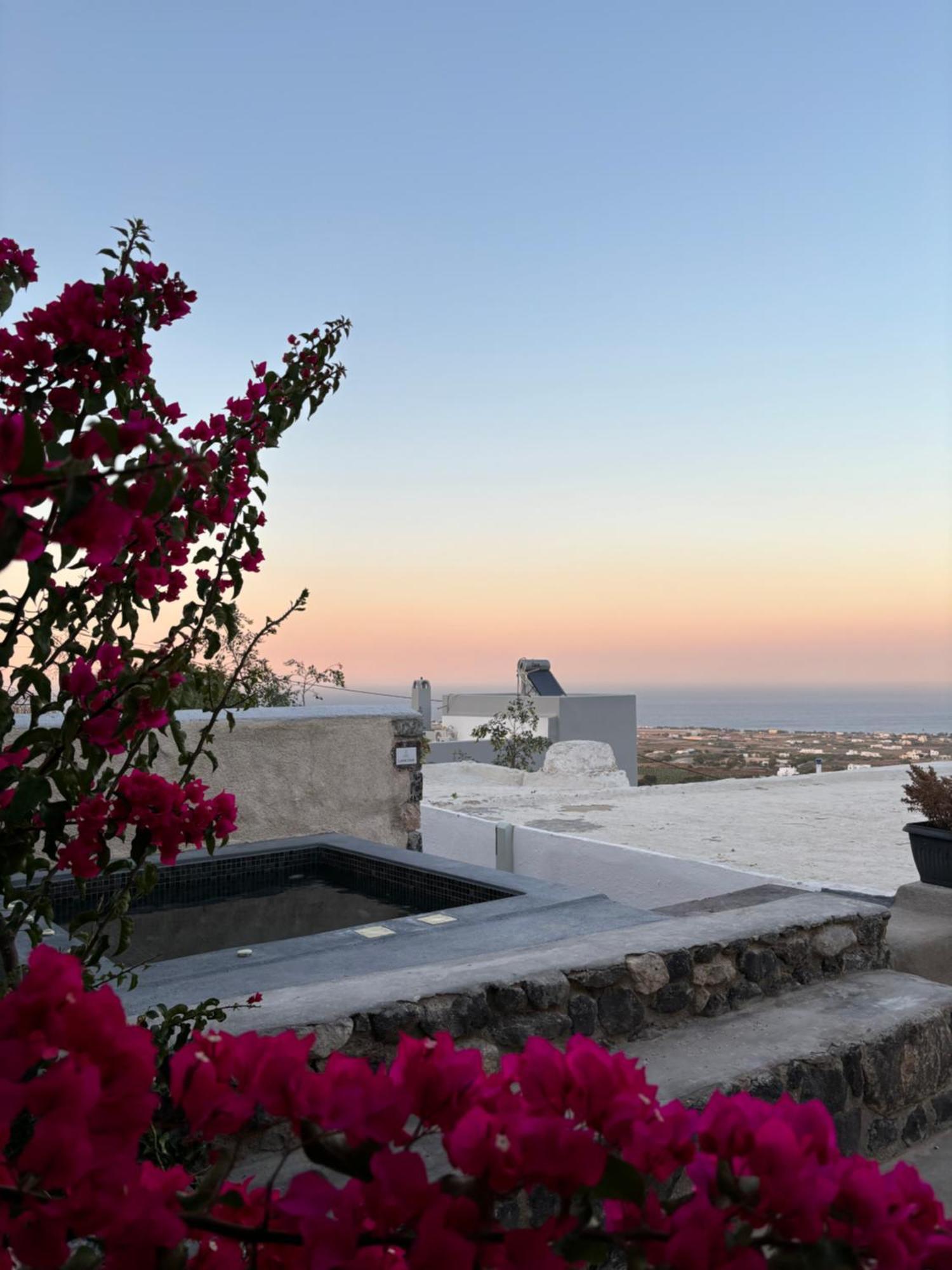 Geminos Complex Villas Kamári エクステリア 写真